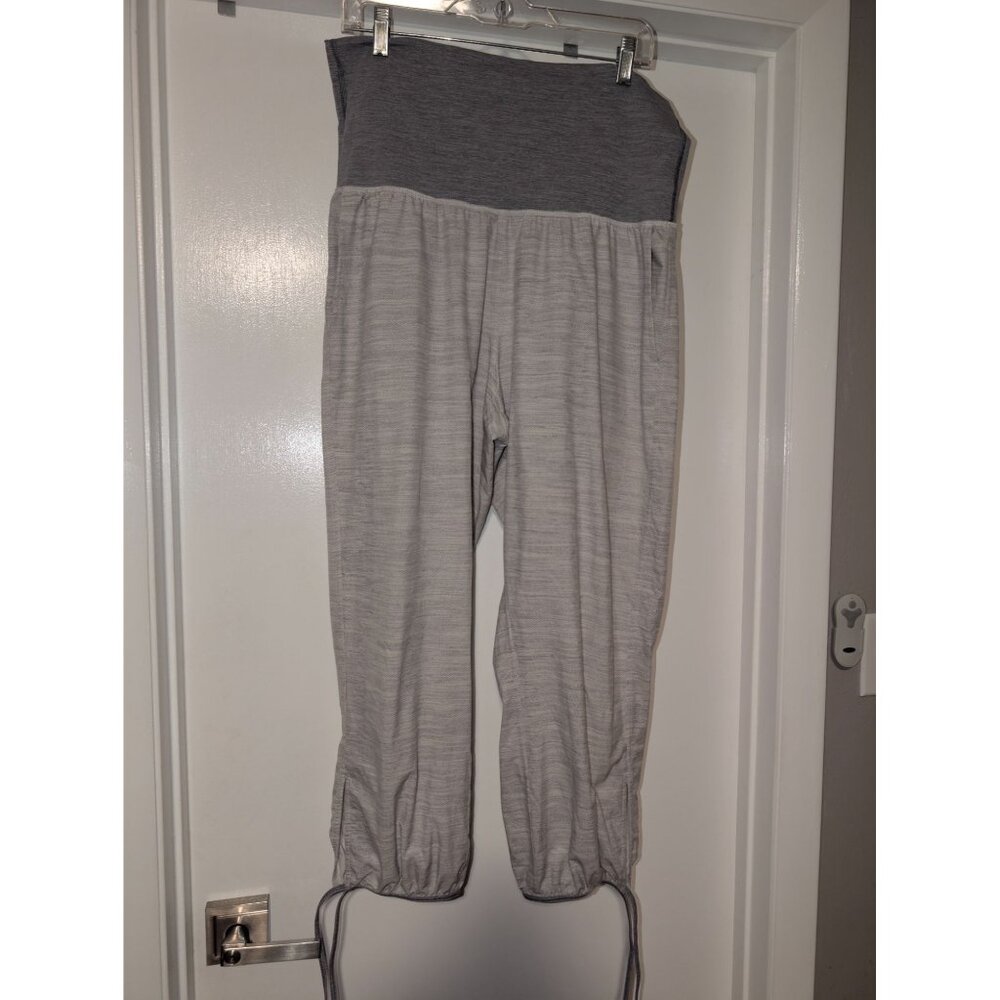Lululemon Om Commuter sz 12 white gray foldover waist